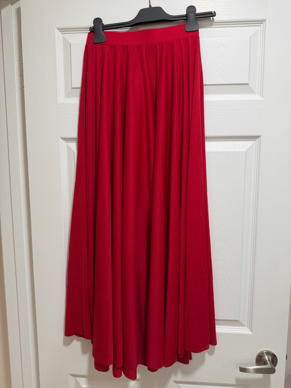 Flowing Red Maxi Skirt with Easy Waistband - Picture 4 of 4